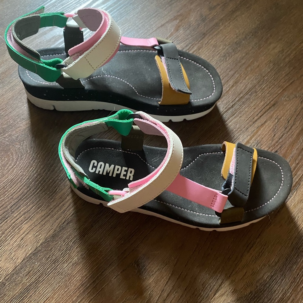 Platform rubber sandals.  Super comfy with Velcro straps and lots of colour.